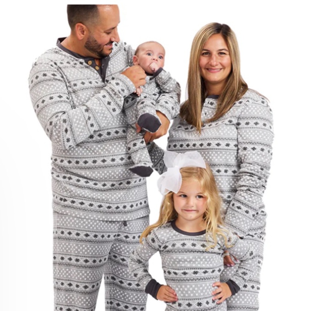 ORGANIC COTTON HOLIDAY MATCHING FAMILY PAJAMAS